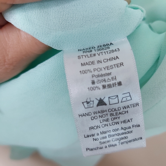 Naked Zebra sleeveless blouse with wrap button detail size medium - Picture 6 of 7